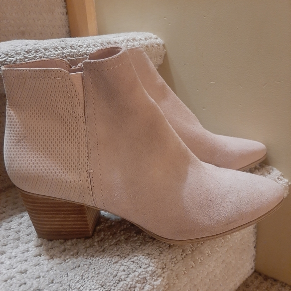 Aldo blush pink suede  Ankle boots pointed classic - Picture 9 of 12